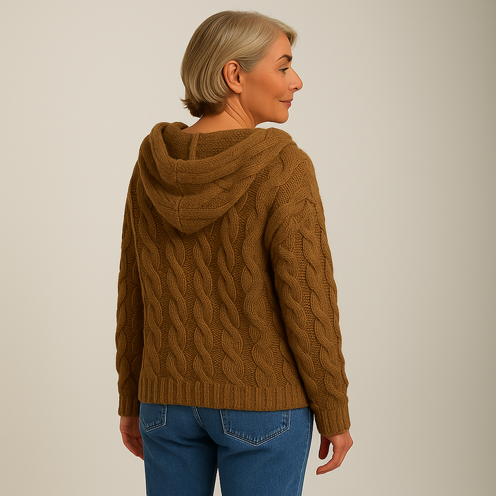 Lysa & Co – Cozy and Stylish Knit Hoodie