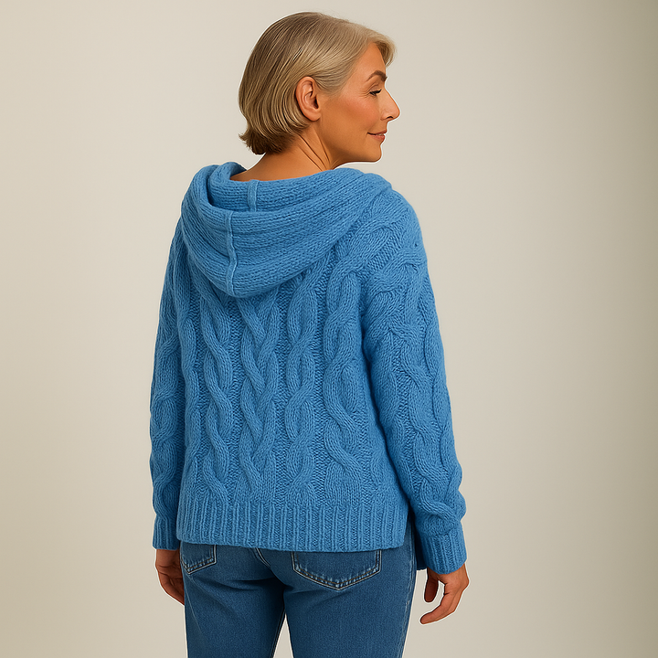 Lysa & Co – Cozy and Stylish Knit Hoodie