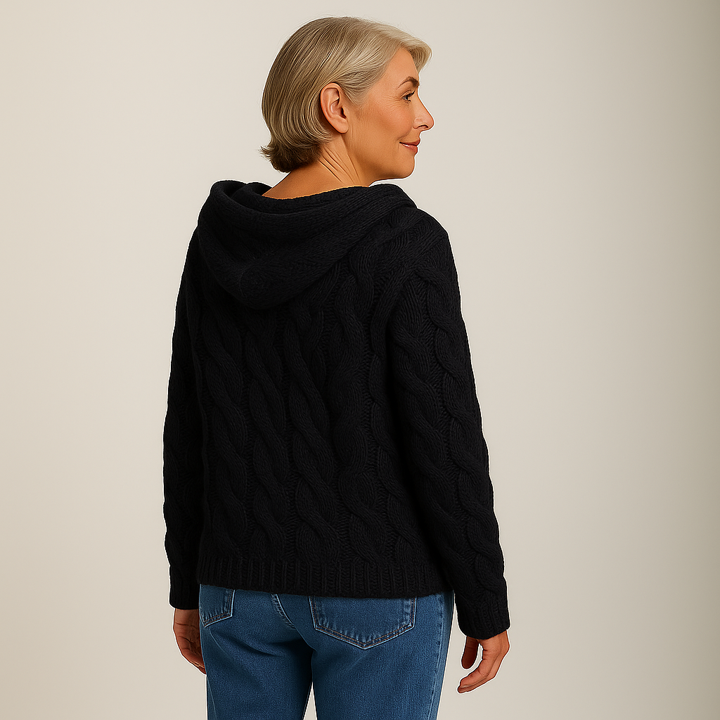 Lysa & Co – Cozy and Stylish Knit Hoodie