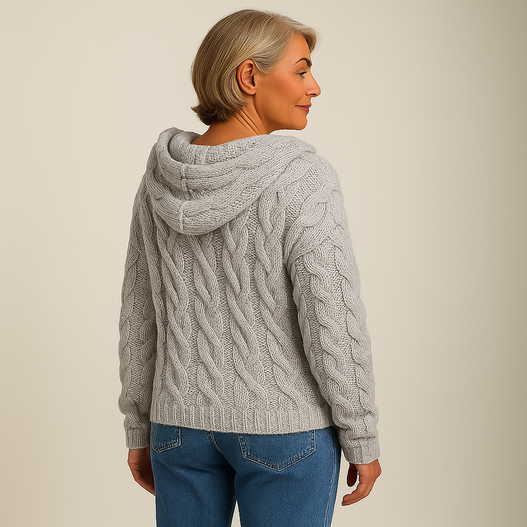 Lysa & Co – Cozy and Stylish Knit Hoodie
