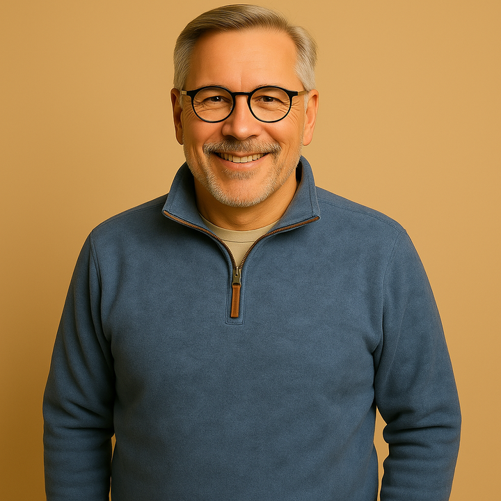 Lysa & Co  - Limited Edition Sweater