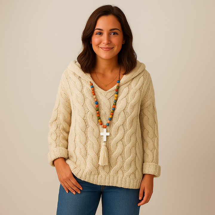 Lysa & Co – Cozy and Stylish Knit Hoodie