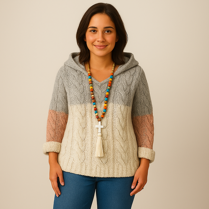 Lysa & Co – Cozy and Stylish Knit Hoodie