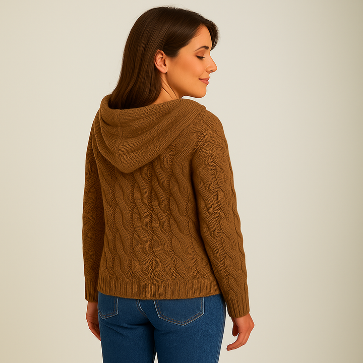 Lysa & Co – Cozy and Stylish Knit Hoodie