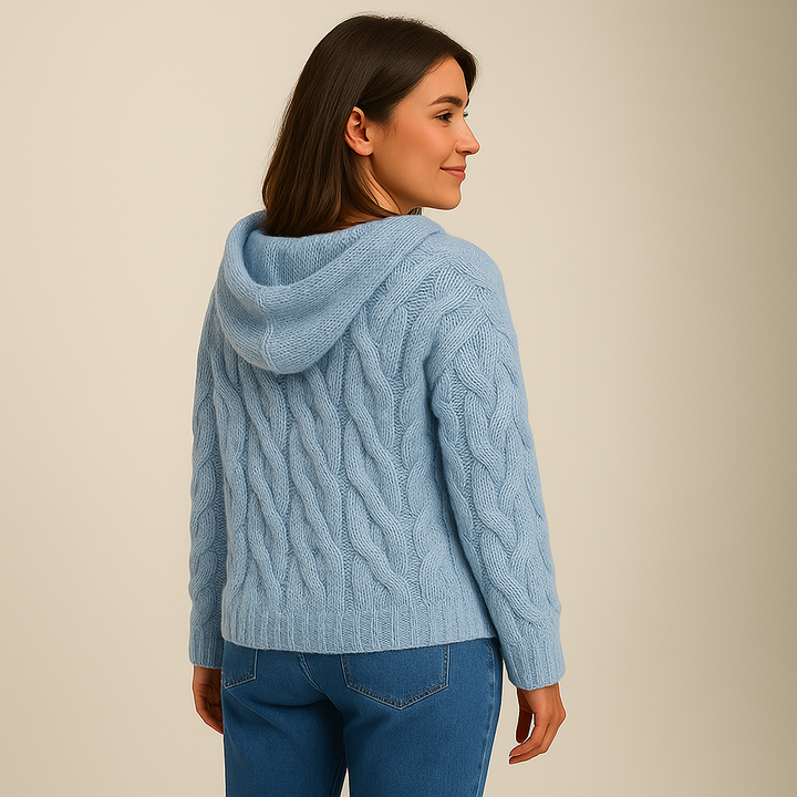 Lysa & Co – Cozy and Stylish Knit Hoodie