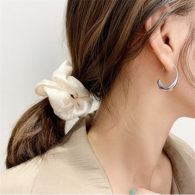 Luksus Kultaiset ja Hopeiset Korvakorut